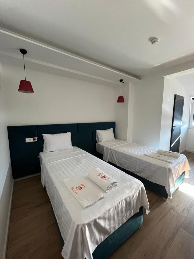 Kubi Hotel Струга Екстер'єр фото